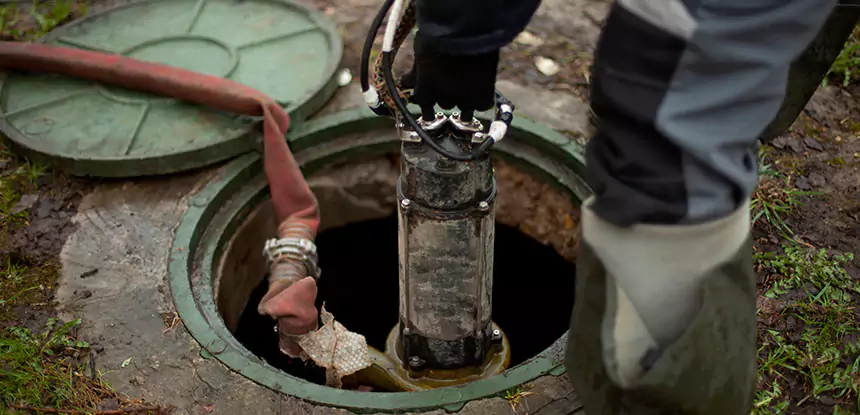 Professional Sewage Cleanup Services in Stone Mountain, GA